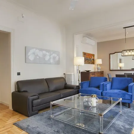 Tendency Sagrada Familia Luxury Барселона