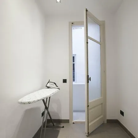 Tendency Sagrada Familia Luxury Apartment